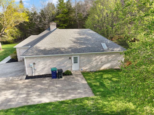 94 Woodside Drive, Somerset, KY 42503