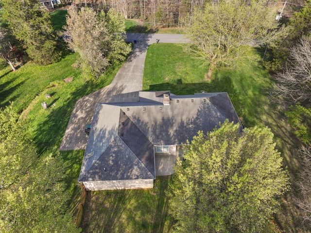 94 Woodside Drive, Somerset, KY 42503