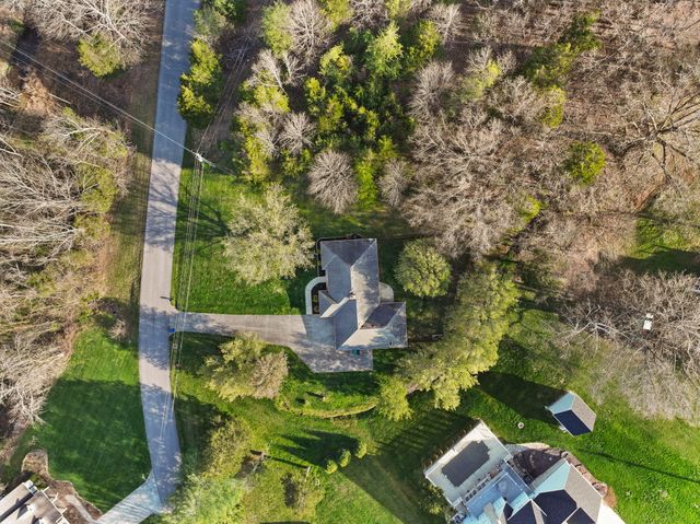 94 Woodside Drive, Somerset, KY 42503