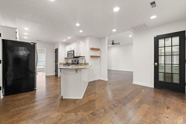 94 Woodside Drive, Somerset, KY 42503