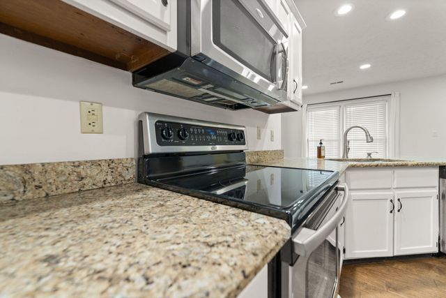 94 Woodside Drive, Somerset, KY 42503