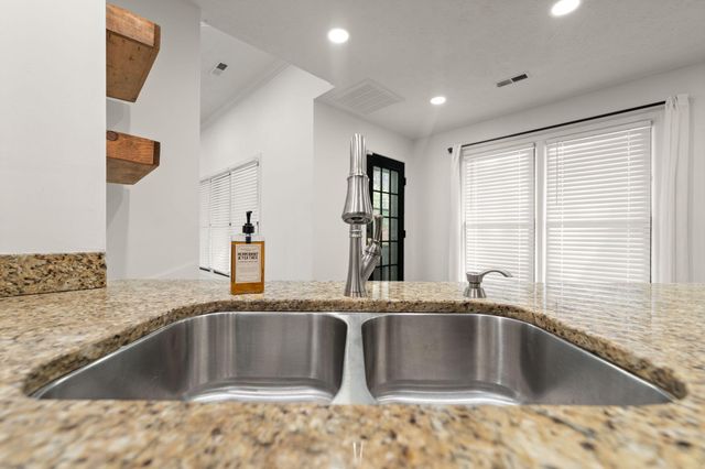 94 Woodside Drive, Somerset, KY 42503