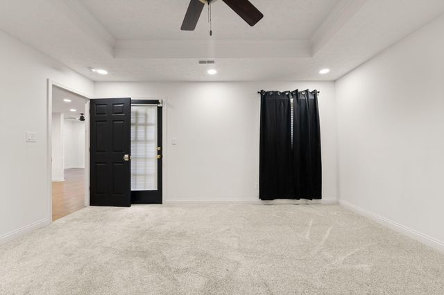 94 Woodside Drive, Somerset, KY 42503