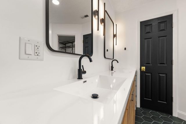 94 Woodside Drive, Somerset, KY 42503