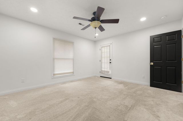 94 Woodside Drive, Somerset, KY 42503