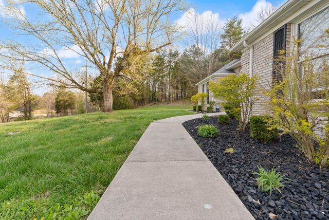 94 Woodside Drive, Somerset, KY 42503