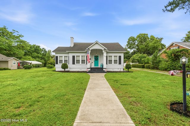 408 Boyette Street, Hamlet, NC 28345
