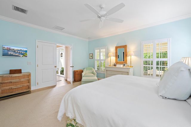 105 Evans Lane, Manalapan, FL 33462