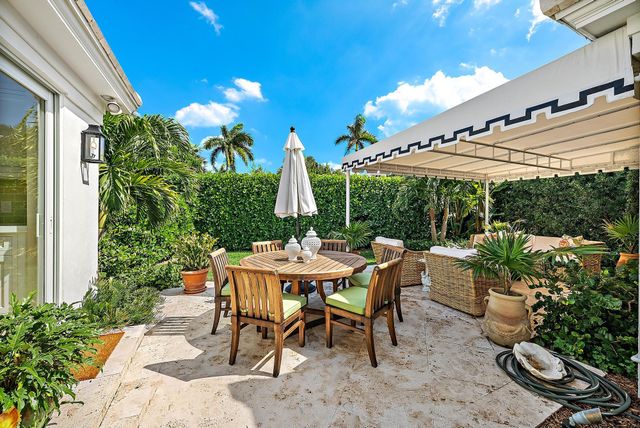 105 Evans Lane, Manalapan, FL 33462