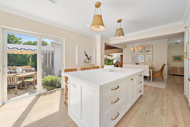 105 Evans Lane, Manalapan, FL 33462