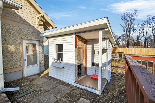 2515 Des Moines Street, Des Moines, IA 50317