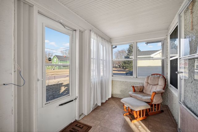 2515 Des Moines Street, Des Moines, IA 50317