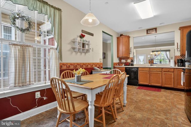 134 DEVONSHIRE WAY, Sellersville, PA 18960