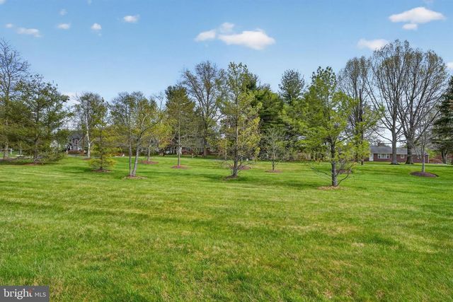 134 DEVONSHIRE WAY, Sellersville, PA 18960