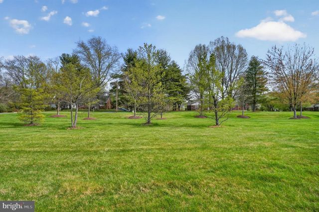 134 DEVONSHIRE WAY, Sellersville, PA 18960
