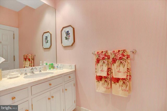 373 CRAIG RD, Greencastle, PA 17225