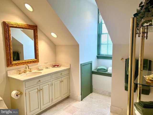 373 CRAIG RD, Greencastle, PA 17225