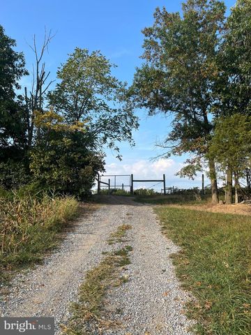 373 CRAIG RD, Greencastle, PA 17225