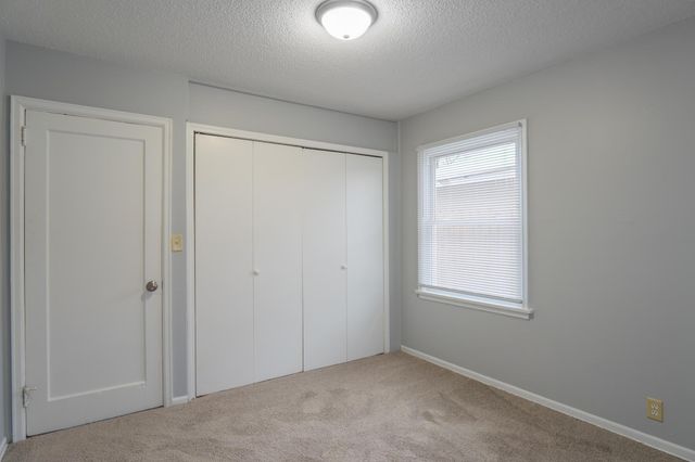 5048 Girard Ave N, Minneapolis, MN 55430