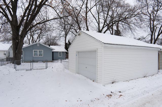 5048 Girard Ave N, Minneapolis, MN 55430