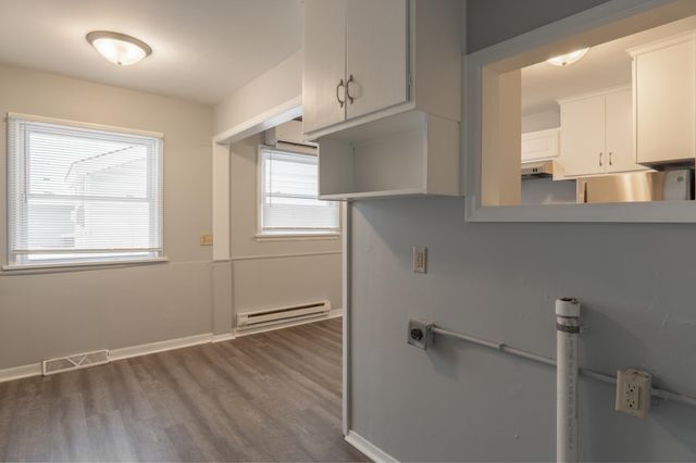 5048 Girard Ave N, Minneapolis, MN 55430