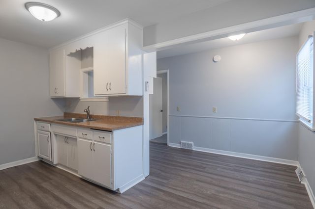 5048 Girard Ave N, Minneapolis, MN 55430