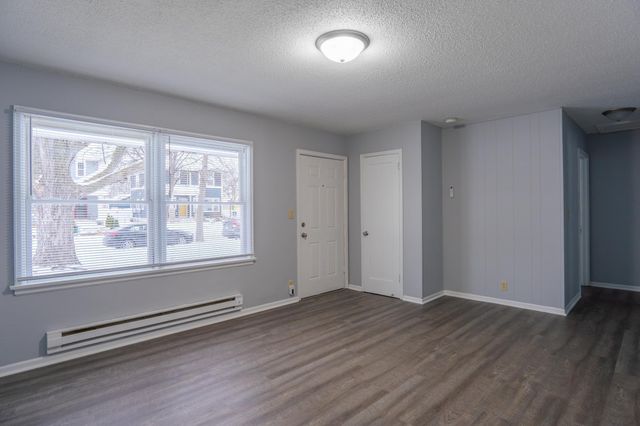 5048 Girard Ave N, Minneapolis, MN 55430