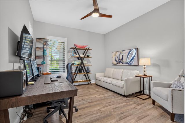 8276 LARKSPUR CIRCLE, Sarasota, FL 34241