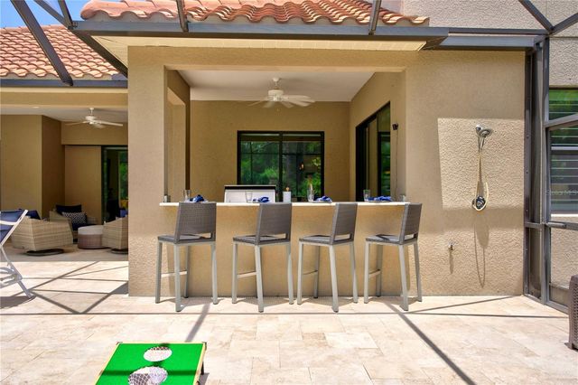 8276 LARKSPUR CIRCLE, Sarasota, FL 34241