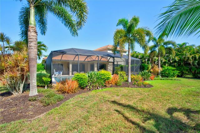 8276 LARKSPUR CIRCLE, Sarasota, FL 34241