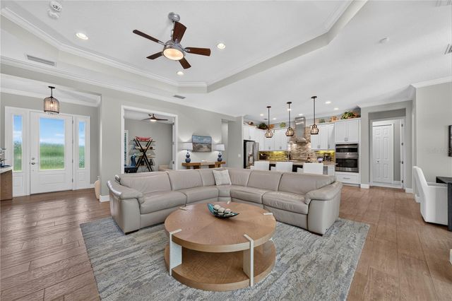 8276 LARKSPUR CIRCLE, Sarasota, FL 34241