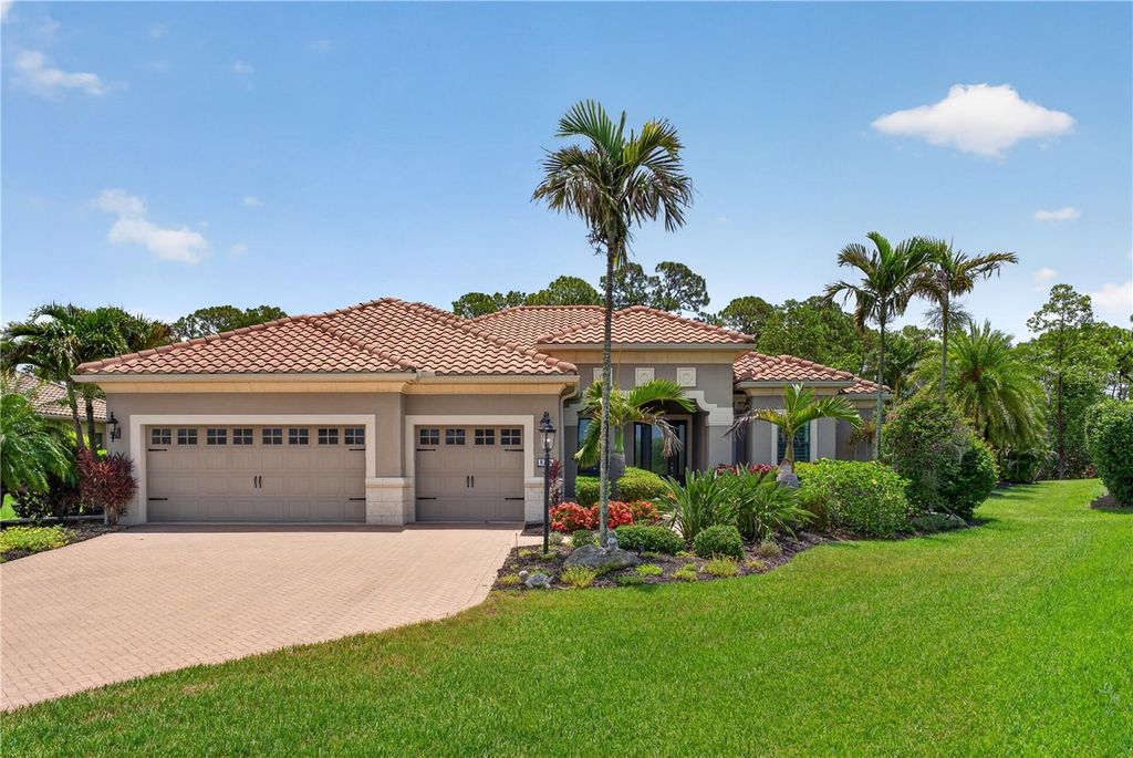 8276 LARKSPUR CIRCLE, Sarasota, FL 34241