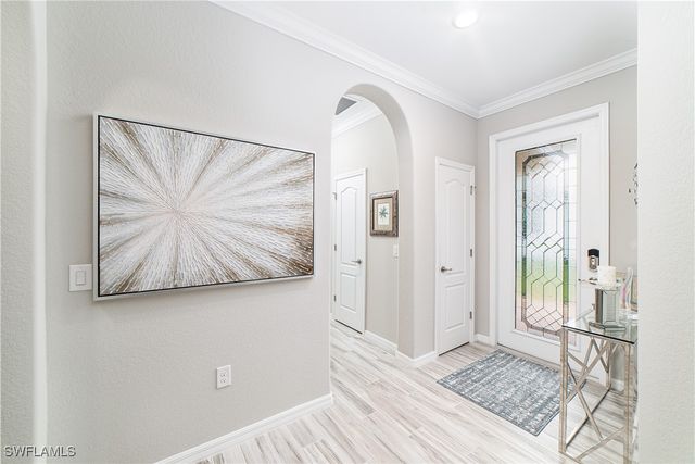 1654 Marton CT, Naples, FL 34113