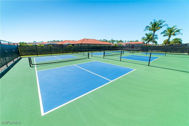 1654 Marton CT, Naples, FL 34113