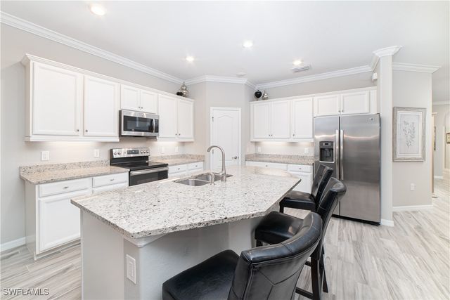 1654 Marton CT, Naples, FL 34113