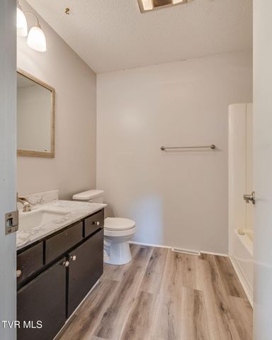421 Mount Area Drive, Bristol, TN 37620