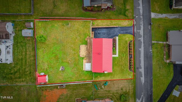 421 Mount Area Drive, Bristol, TN 37620