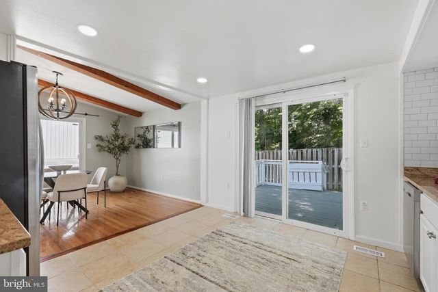 2240 SANIBEL DR, Reston, VA 20191