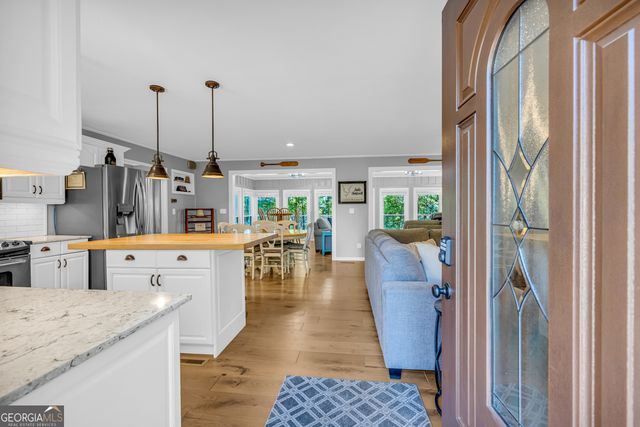 174 Rosewood Circle, Hartwell, GA 30643