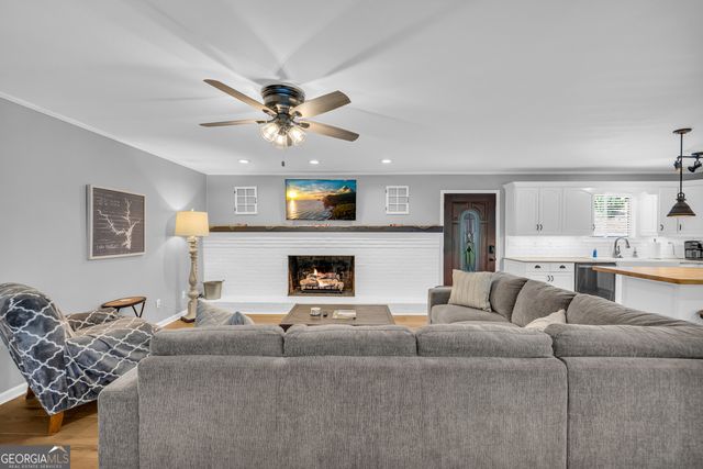 174 Rosewood Circle, Hartwell, GA 30643