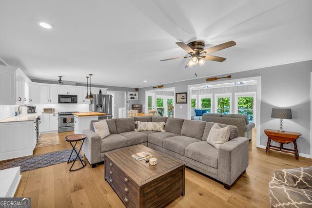 174 Rosewood Circle, Hartwell, GA 30643