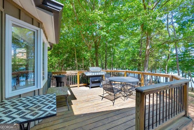 174 Rosewood Circle, Hartwell, GA 30643