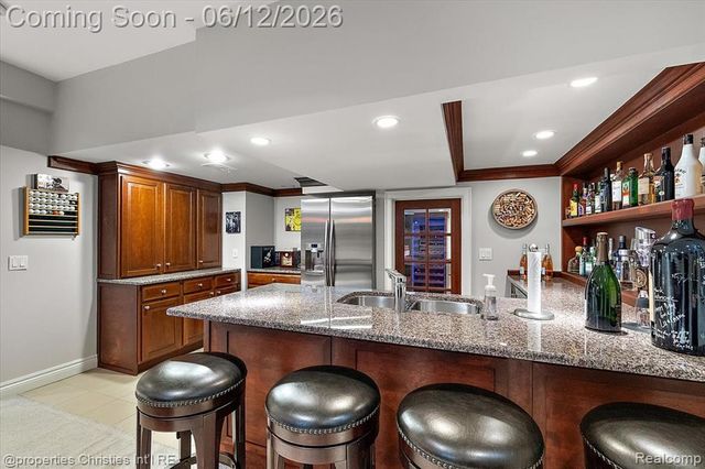 352 S Glenhurst Drive, Birmingham, MI 48009