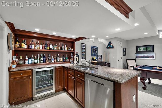 352 S Glenhurst Drive, Birmingham, MI 48009