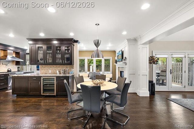 352 S Glenhurst Drive, Birmingham, MI 48009