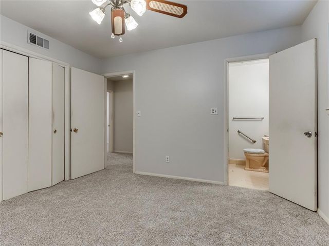 2921 N Woodcrest Drive, Midwest City, OK 73110