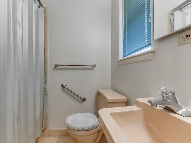 2921 N Woodcrest Drive, Midwest City, OK 73110