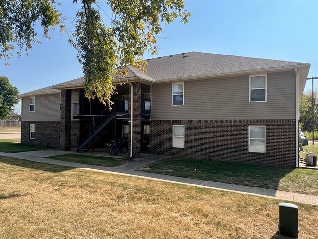416 Sadie Lane, Centerton, AR 72719