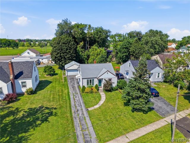 72 Grand Boulevard, Cheektowaga, NY 14225