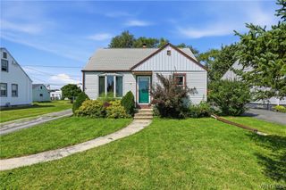 72 Grand Boulevard, Cheektowaga, NY 14225